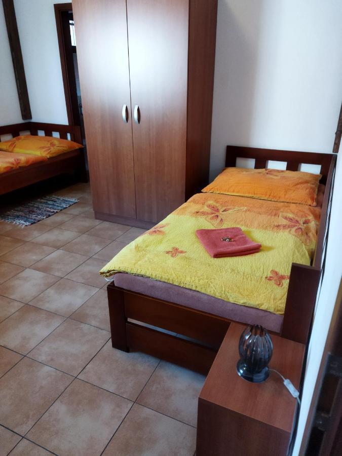 Vinny Sklep A Penzion U Vinohradu Velké Bílovice المظهر الخارجي الصورة